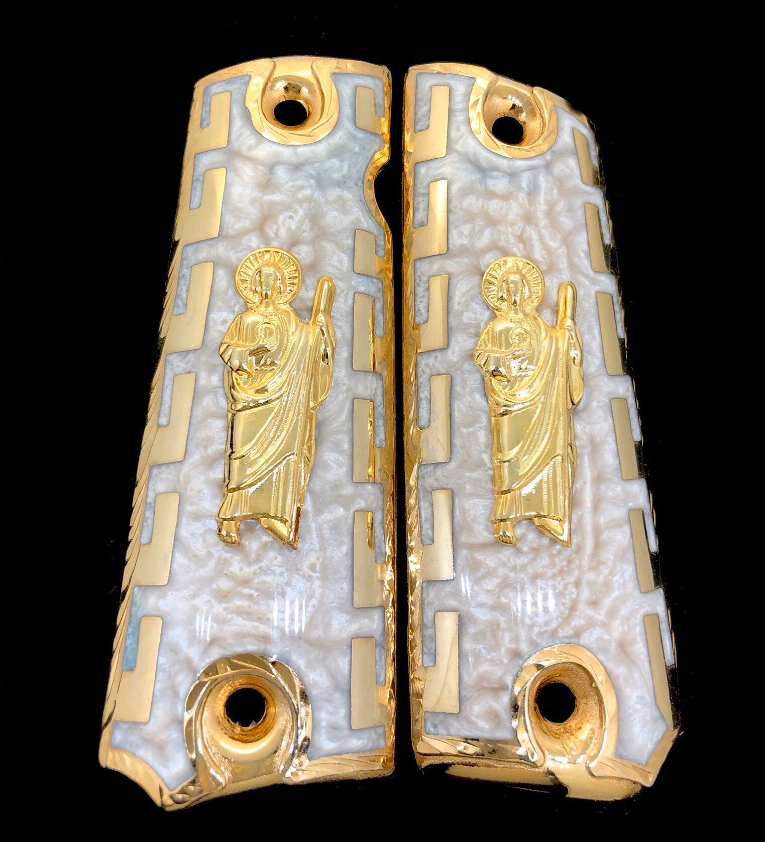 Custom 1911 Full Size Diamond Polish Ergonomic Acrylic Grips Sacred Heart Custom 1911 Full Size Diamond Polish Ergonomic Acrylic Grips Sacred Heart